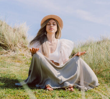 Mindfulness & Meditation Mindfulness & Meditation